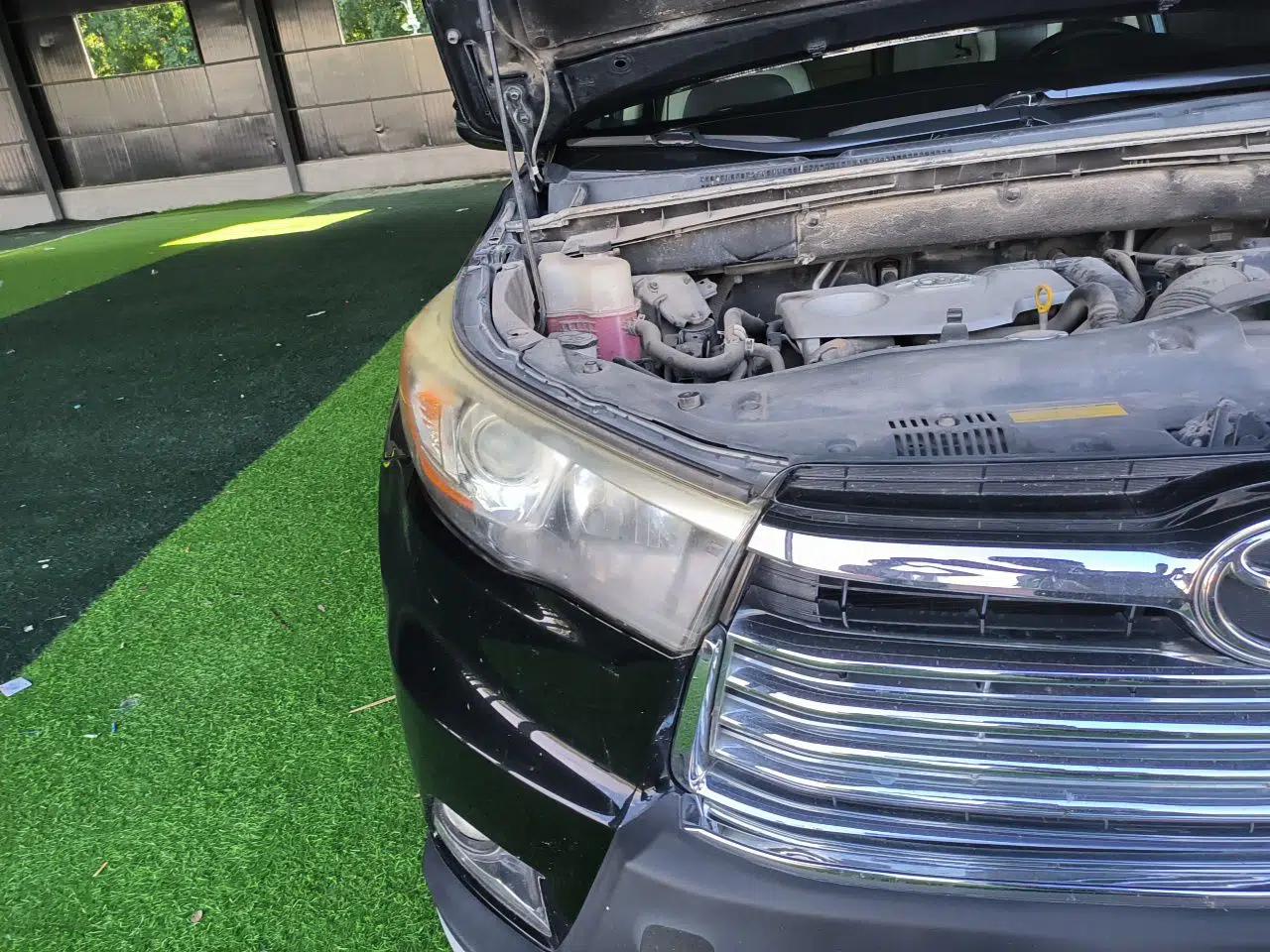 Toyota Highlander 2015 2.0T Two-Wheel Drive Elite Edition 7 Seats — миниатюра 7