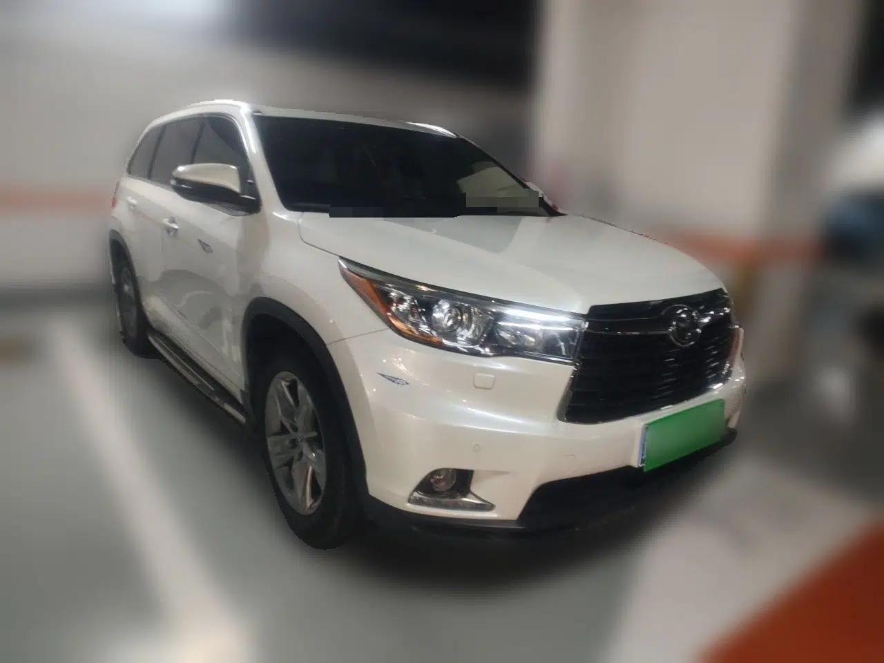 Toyota Highlander 2015 2.0T Four-Wheel Drive Ultimate Edition 7-Seater — миниатюра 3