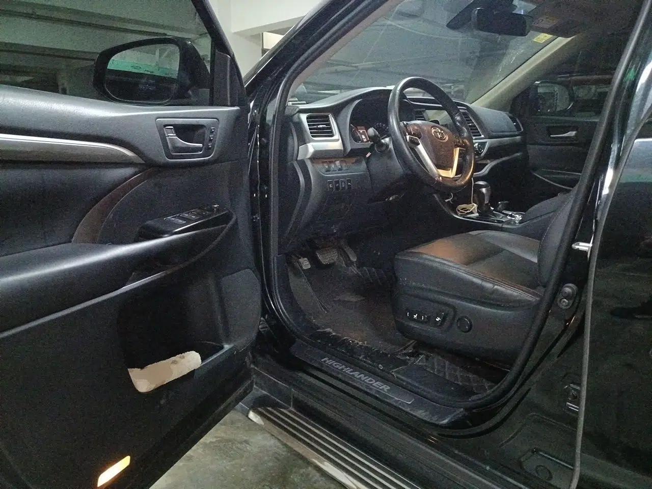 Toyota Highlander 2018 2.0T Four-Wheel Drive Prestige Version 7 Seats China V Emission Standard — миниатюра 13