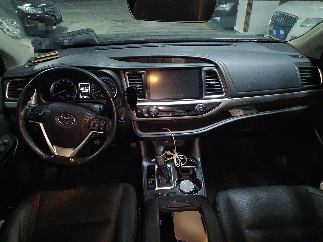 Toyota Highlander 2018 2.0T Four-Wheel Drive Prestige Version 7 Seats China V Emission Standard — миниатюра 6