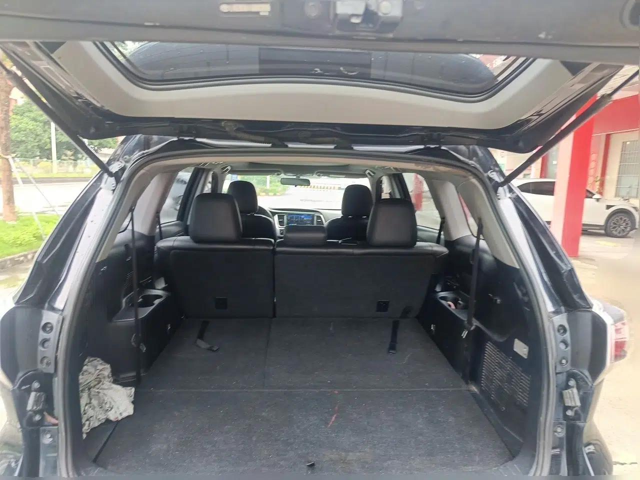 Toyota Highlander 2015 2.0T Four-Wheel Drive Luxury Edition 7-Seater — миниатюра 19