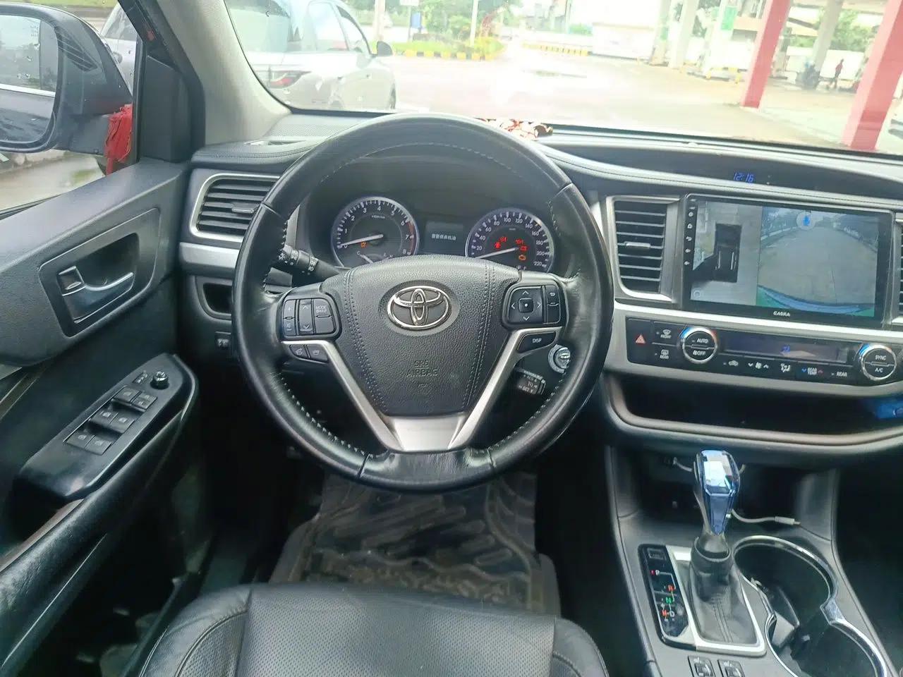 Toyota Highlander 2015 2.0T Four-Wheel Drive Luxury Edition 7-Seater — миниатюра 10
