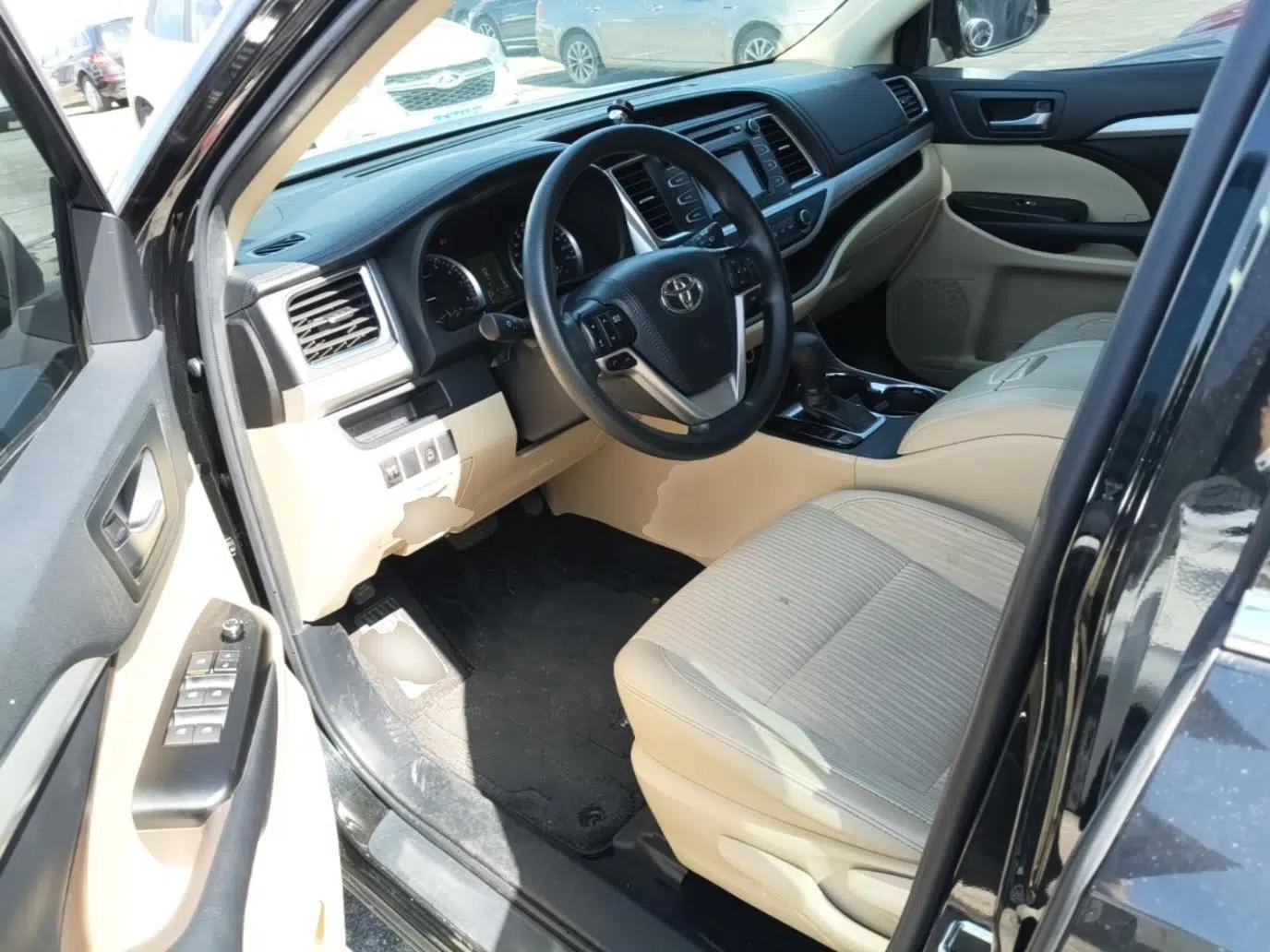 Toyota Highlander 2018 2.0T Two-Wheel Drive Elite Version 5 Seats China VI Standard — миниатюра 18