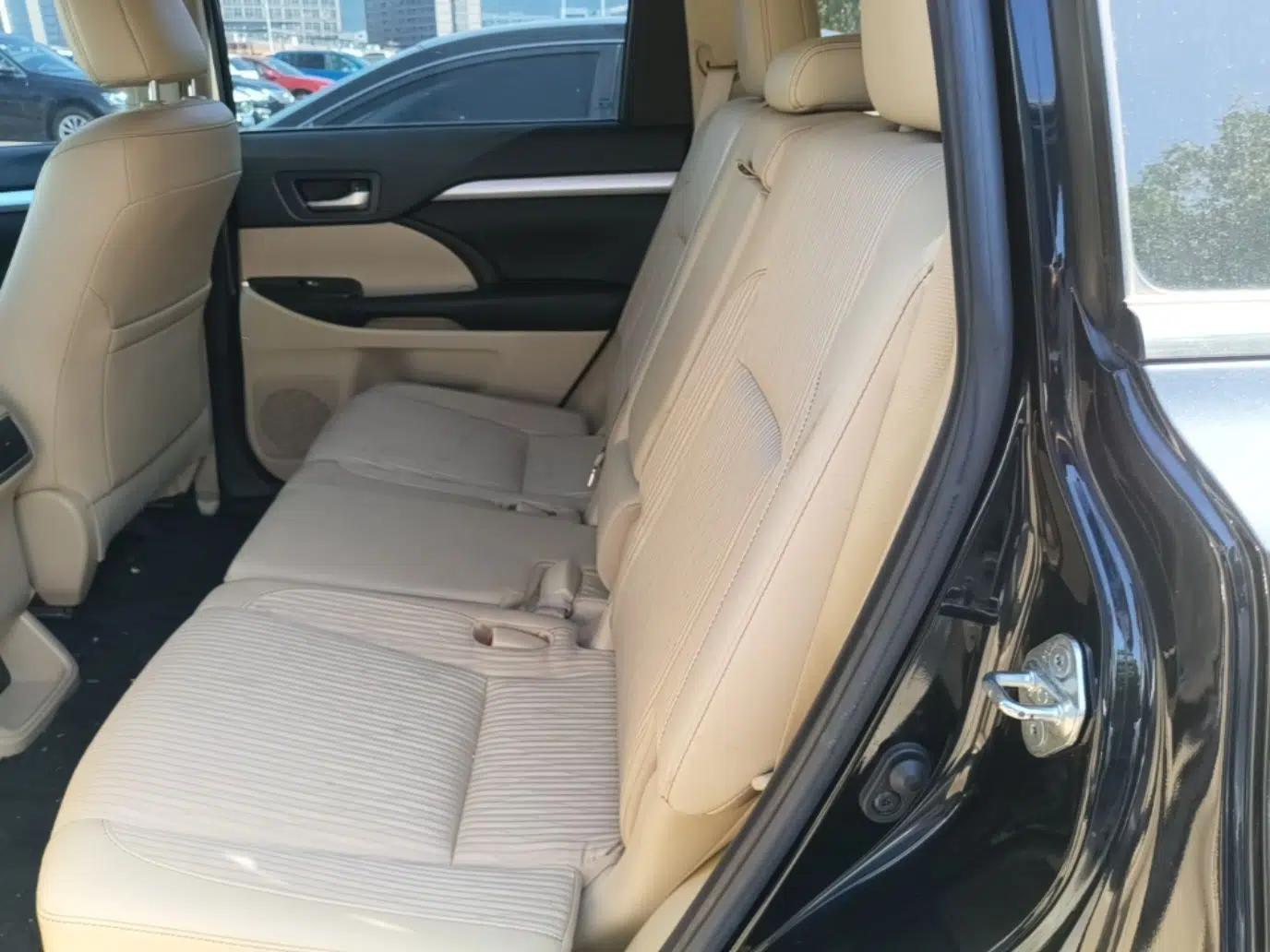 Toyota Highlander 2018 2.0T Two-Wheel Drive Elite Version 5 Seats China VI Standard — миниатюра 20