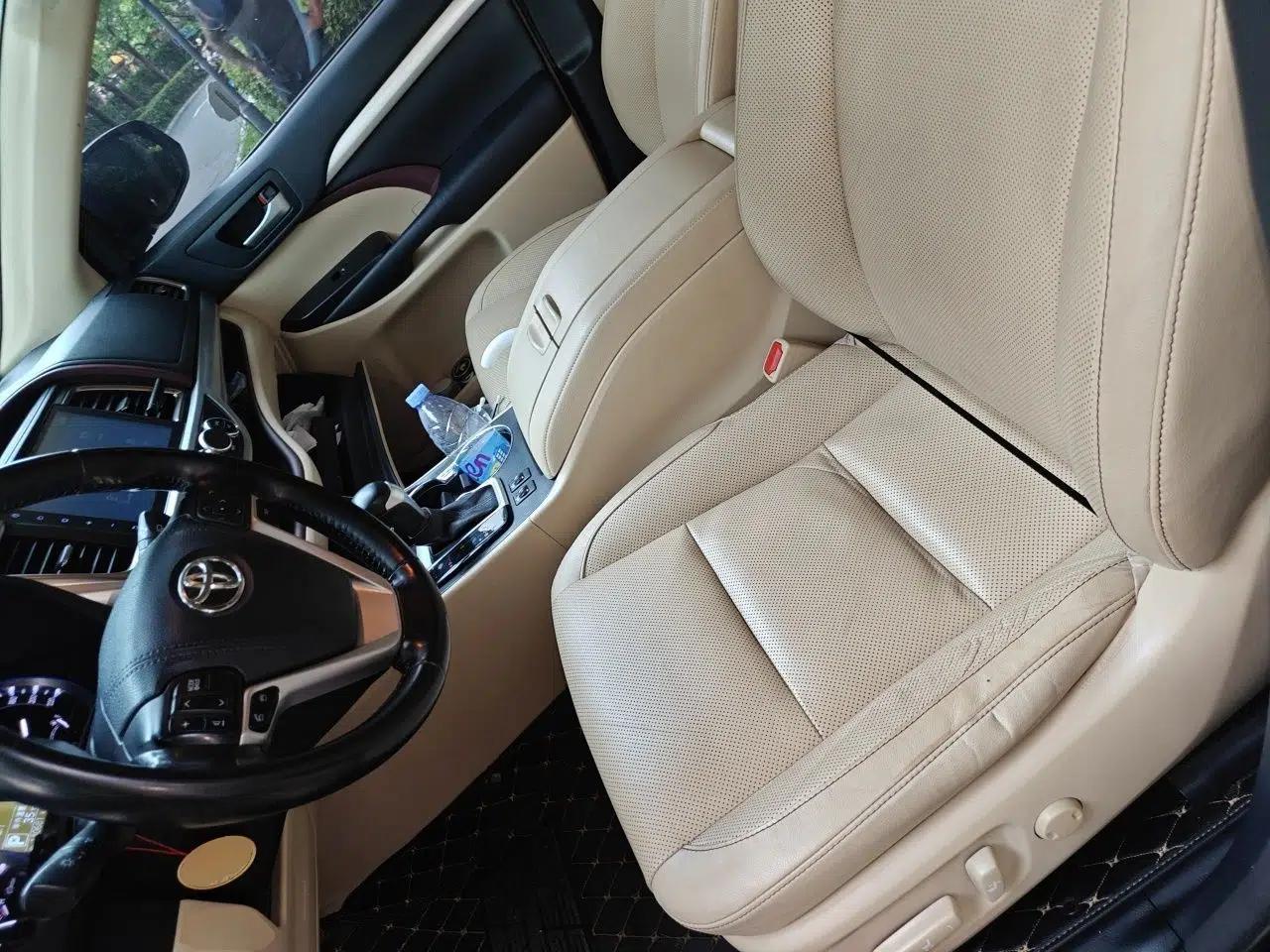 Toyota Highlander 2015 2.0T Four-Wheel Drive Luxury Edition 7-Seater — миниатюра 15