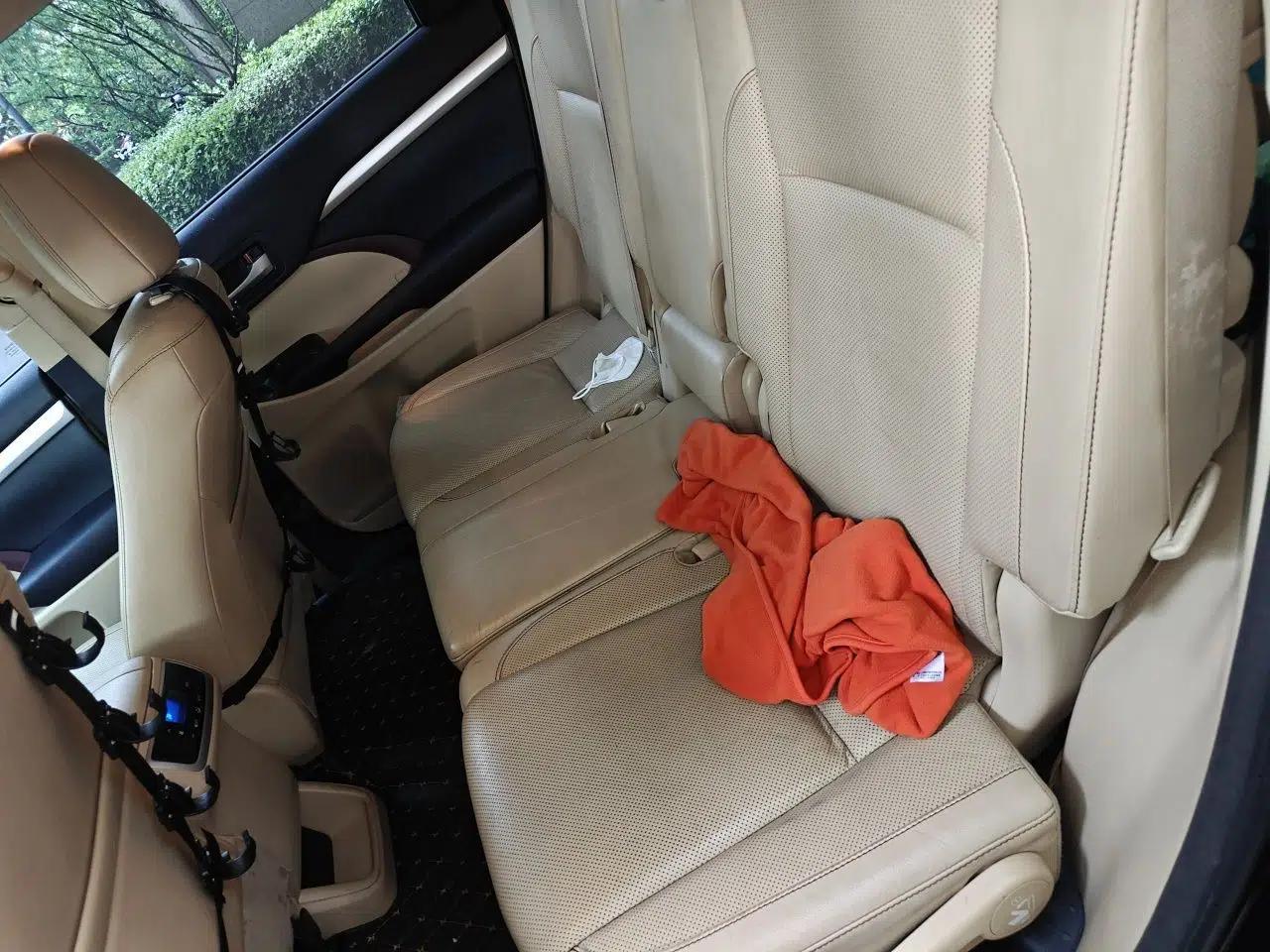 Toyota Highlander 2015 2.0T Four-Wheel Drive Luxury Edition 7-Seater — миниатюра 17