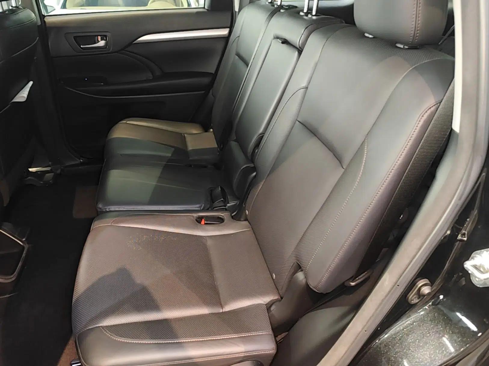 Toyota Highlander 2018 2.0T Four-Wheel Drive Luxury Version 7 Seats China VI Standard — миниатюра 20