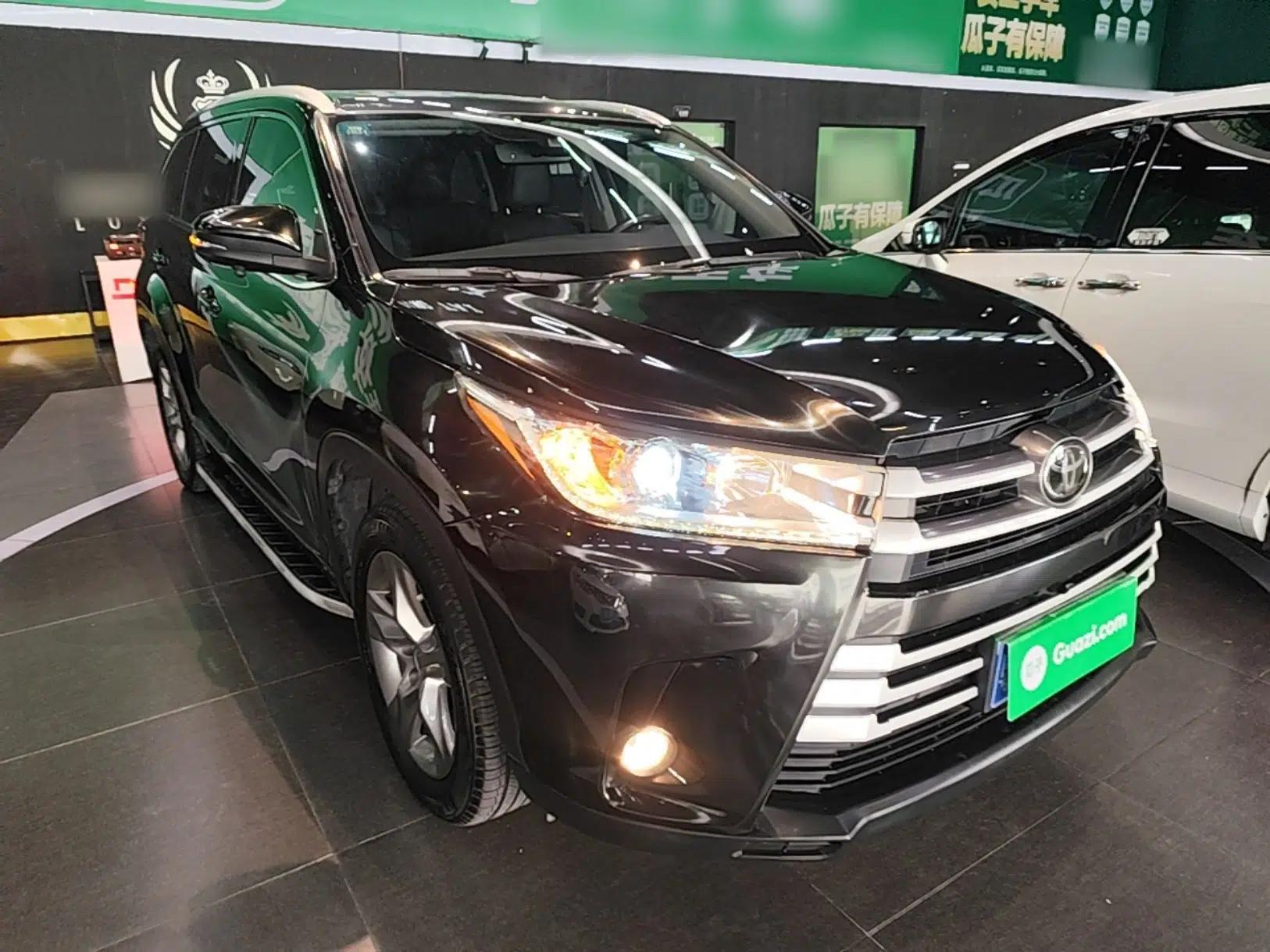 Toyota Highlander 2018 2.0T Four-Wheel Drive Luxury Version 7 Seats China VI Standard — миниатюра 3