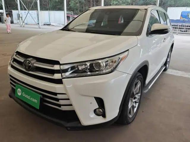 Toyota Highlander 2018 2.0T Two-Wheel-Drive Luxury Edition 7 Seats Emission Standard China V