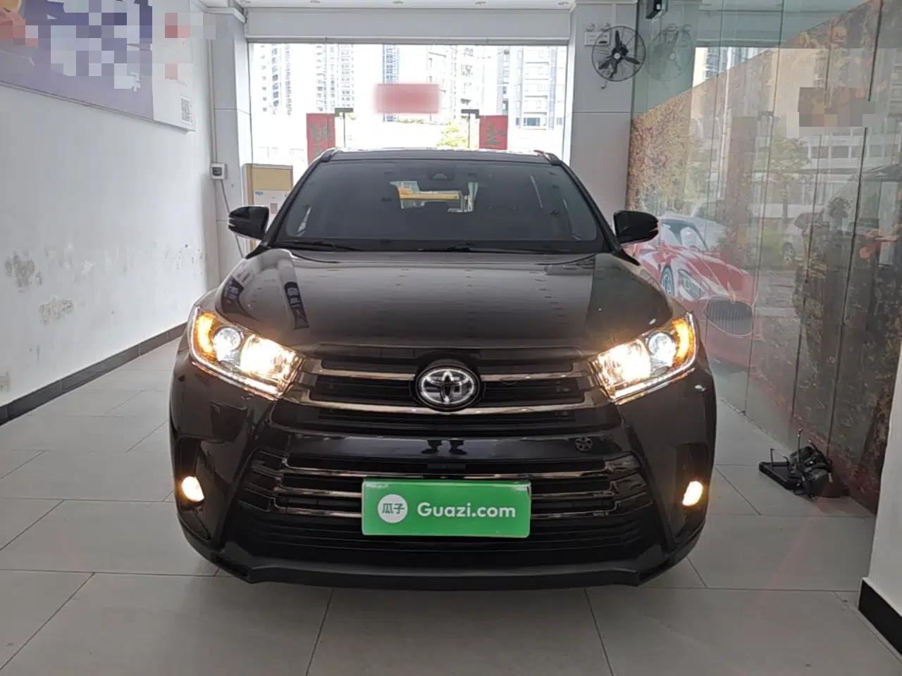 Toyota Highlander 2018 2.0T Four-Wheel Drive Knight Edition 7 Seats China VI Standard — миниатюра 2