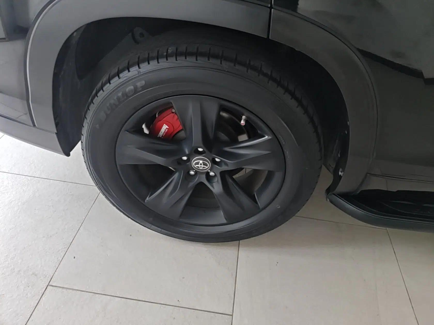 Toyota Highlander 2018 2.0T Four-Wheel Drive Knight Edition 7 Seats China VI Standard — миниатюра 11
