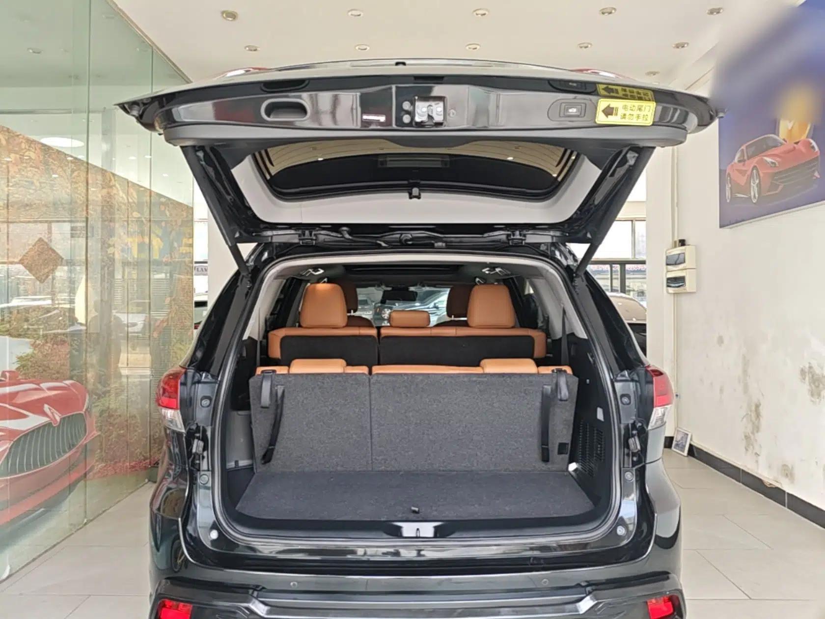 Toyota Highlander 2018 2.0T Four-Wheel Drive Knight Edition 7 Seats China VI Standard — миниатюра 22