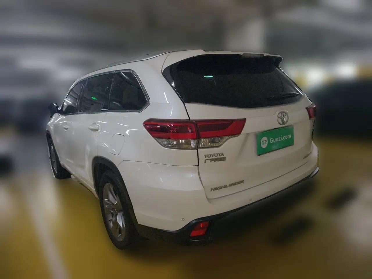 Toyota Highlander 2018 2.0T Four-Wheel Drive Luxury Edition 7 Seats China V Emission Standard — миниатюра 4