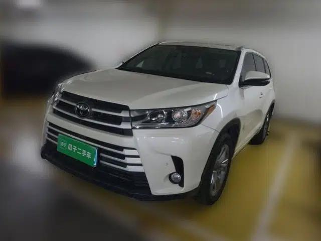 Toyota Highlander 2018 2.0T Four-Wheel Drive Luxury Edition 7 Seats China V Emission Standard