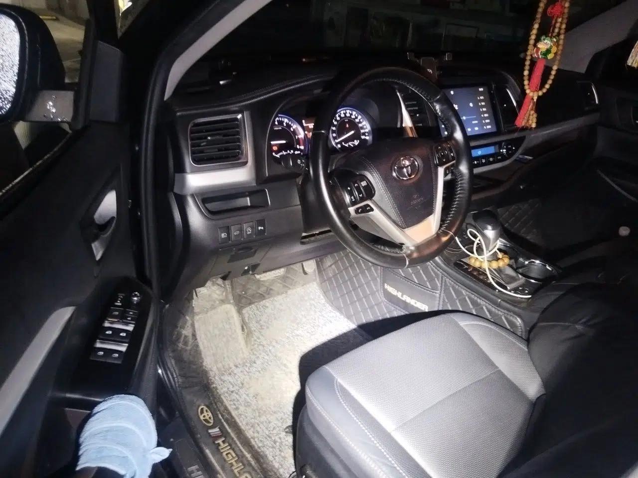 Toyota Highlander 2018 2.0T Four-Wheel Drive Prestige Version 7 Seats China VI Standard — миниатюра 16