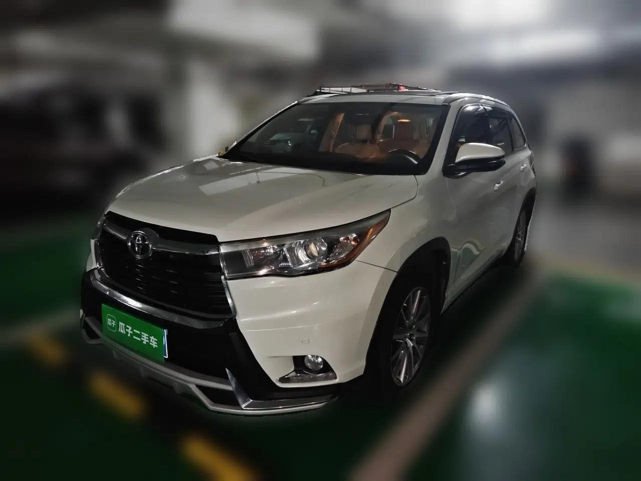 Toyota Highlander 2015 3.5L 4x4 Luxury Edition 7-seater — миниатюра 1