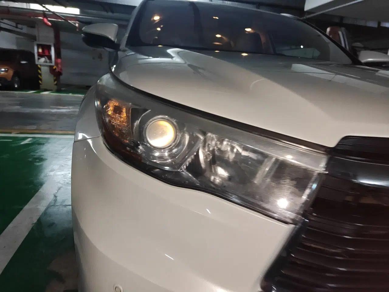 Toyota Highlander 2015 3.5L 4x4 Luxury Edition 7-seater — миниатюра 7