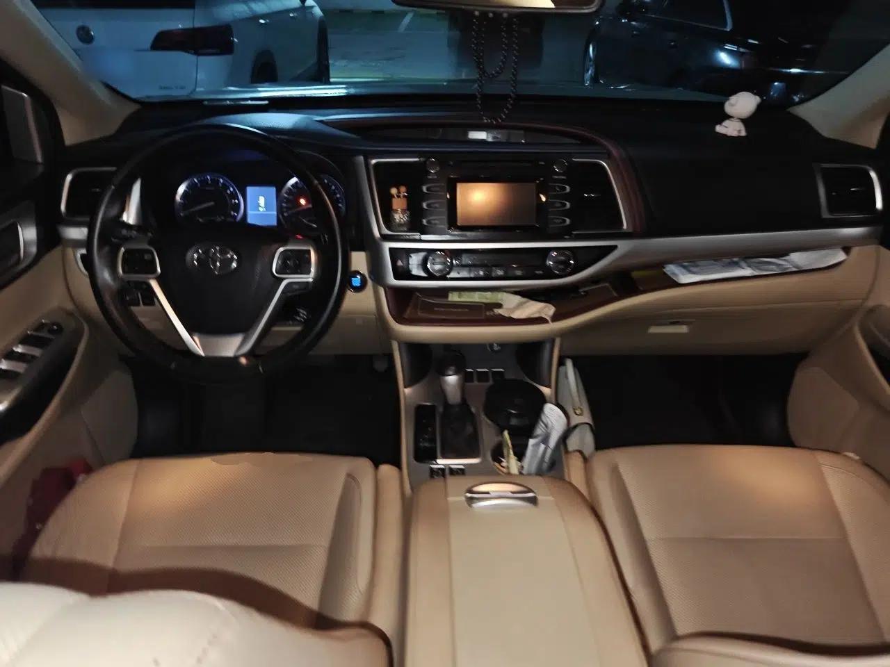 Toyota Highlander 2015 3.5L 4x4 Luxury Edition 7-seater — миниатюра 9