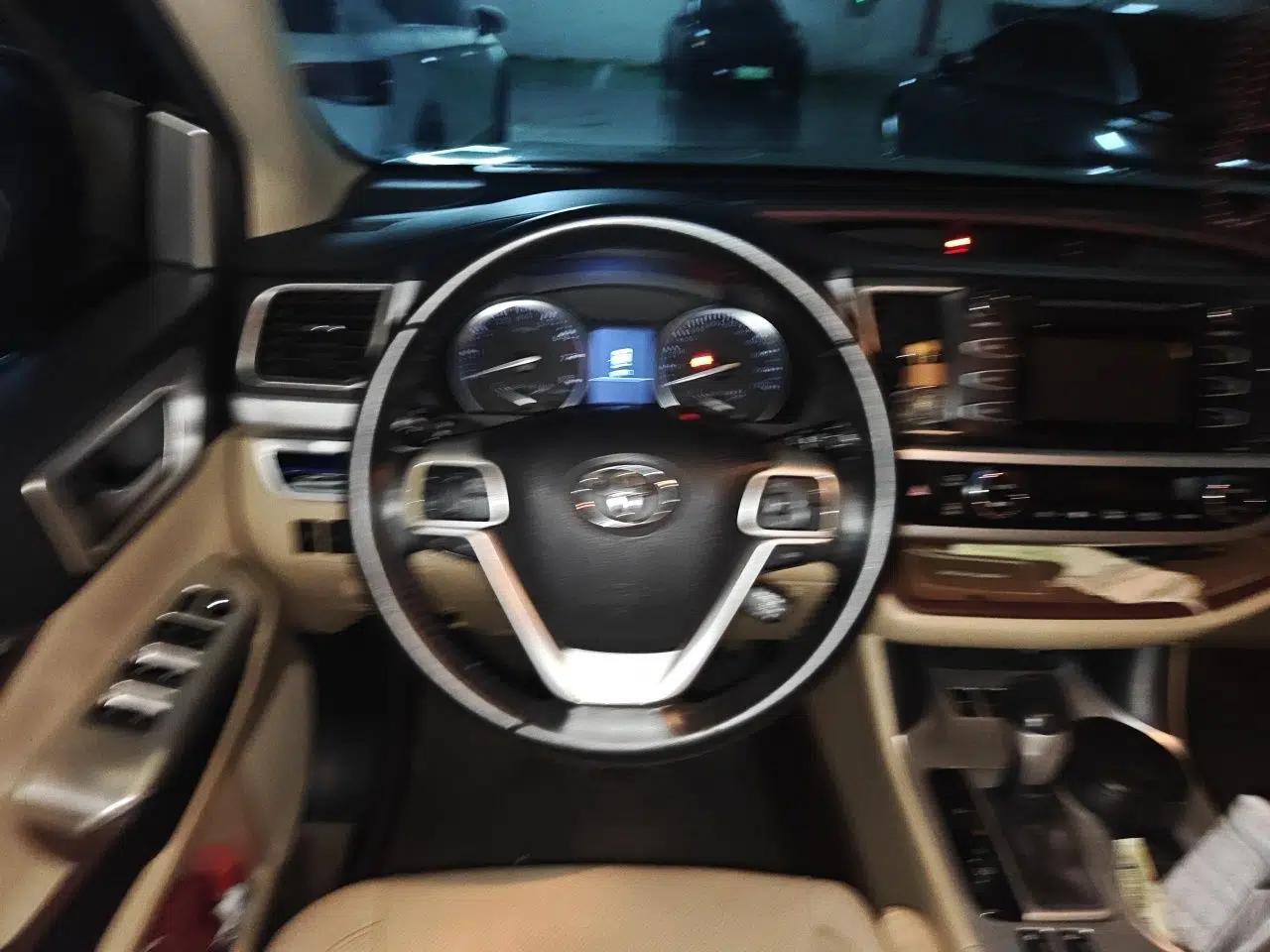 Toyota Highlander 2015 3.5L 4x4 Luxury Edition 7-seater — миниатюра 10