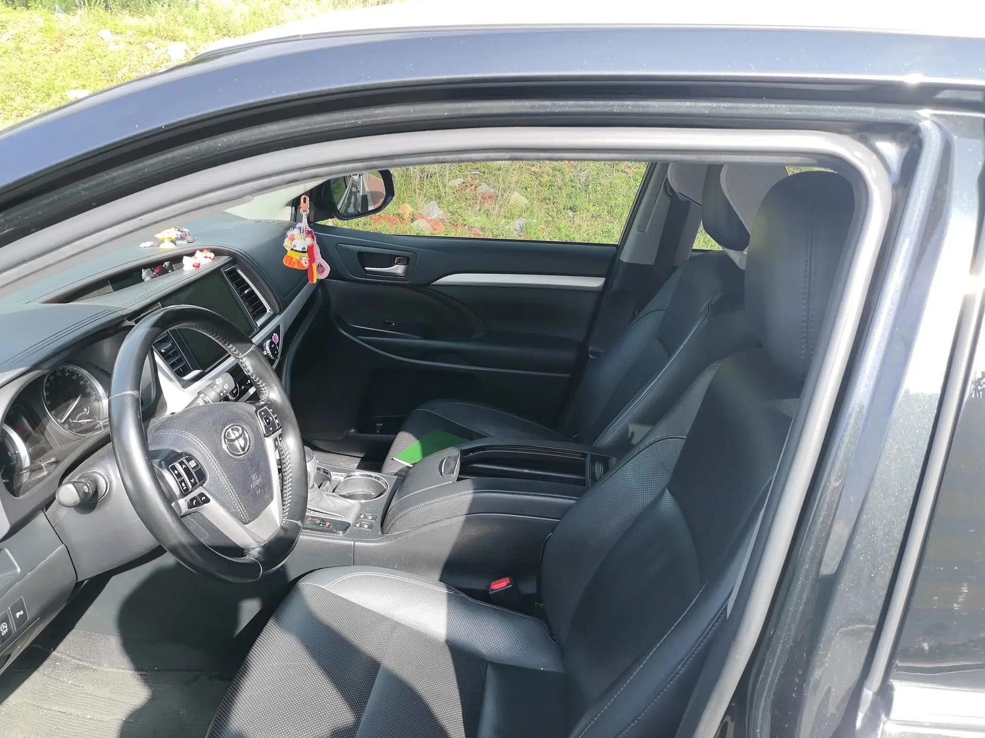Toyota Highlander 2021 2.0T Four-Wheel Drive Luxury Edition 7 Seats — миниатюра 16
