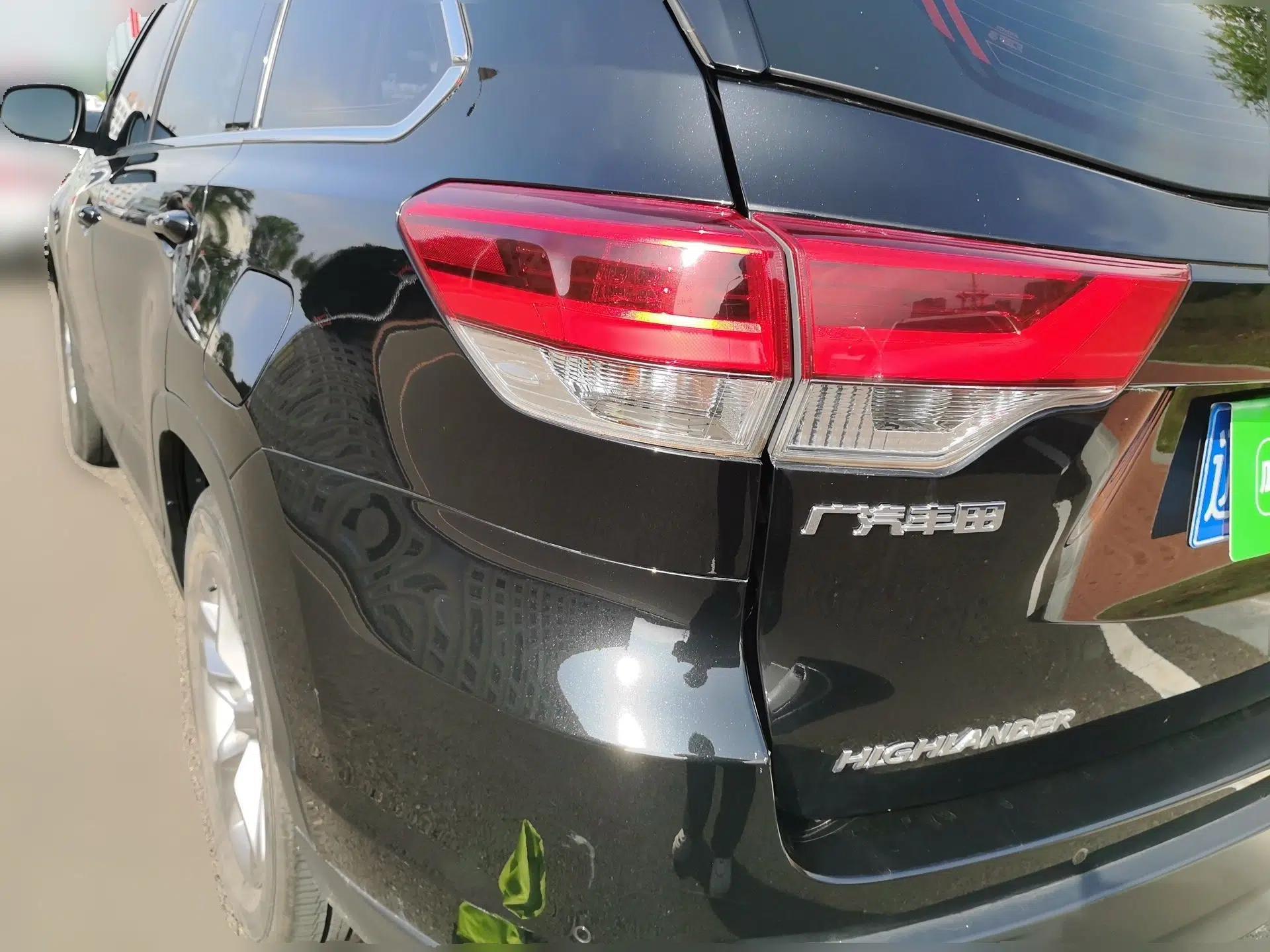 Toyota Highlander 2021 2.0T Four-Wheel Drive Luxury Edition 7 Seats — миниатюра 4