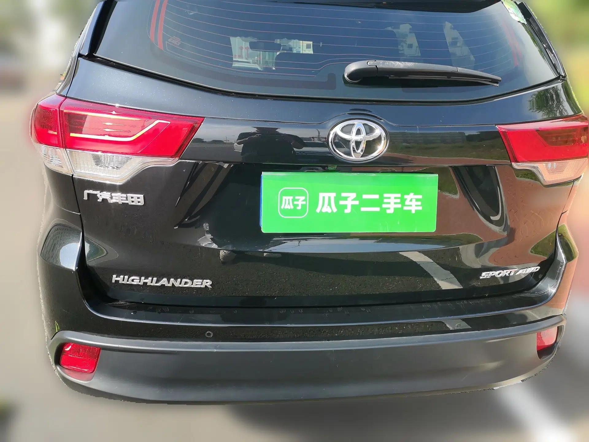 Toyota Highlander 2021 2.0T Four-Wheel Drive Luxury Edition 7 Seats — миниатюра 5