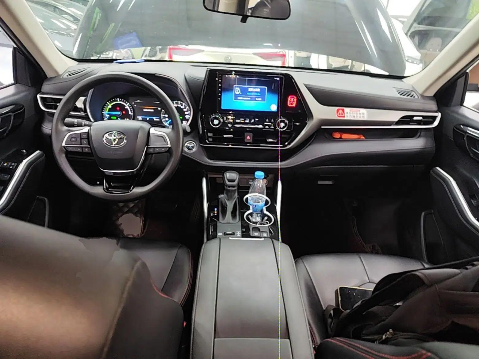 Toyota Highlander 2023 2.5L Smart Electric Hybrid Dual-Engine 4x4 Elite Edition 7 Seats — миниатюра 12