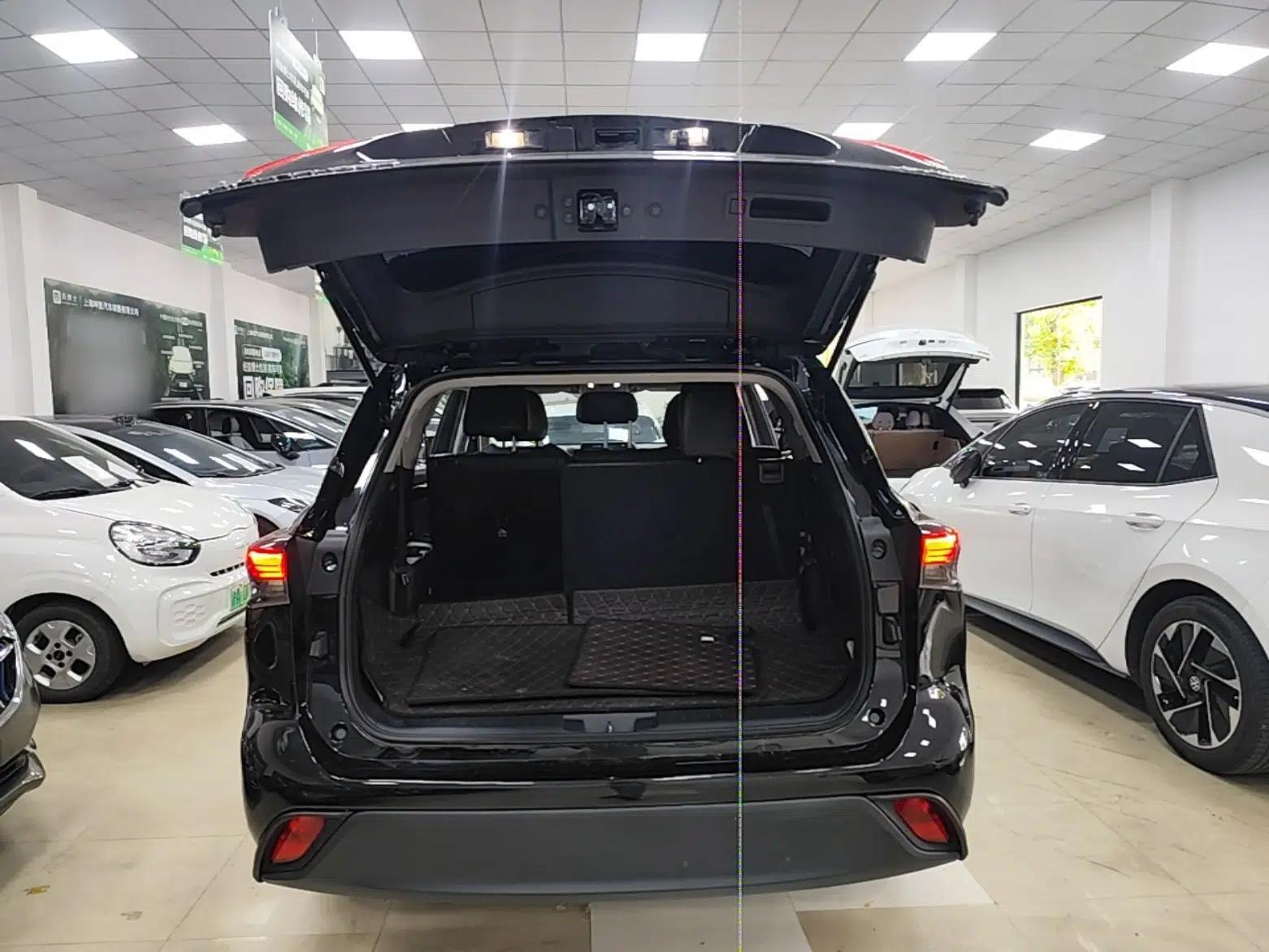 Toyota Highlander 2023 2.5L Smart Electric Hybrid Dual-Engine 4x4 Elite Edition 7 Seats — миниатюра 22