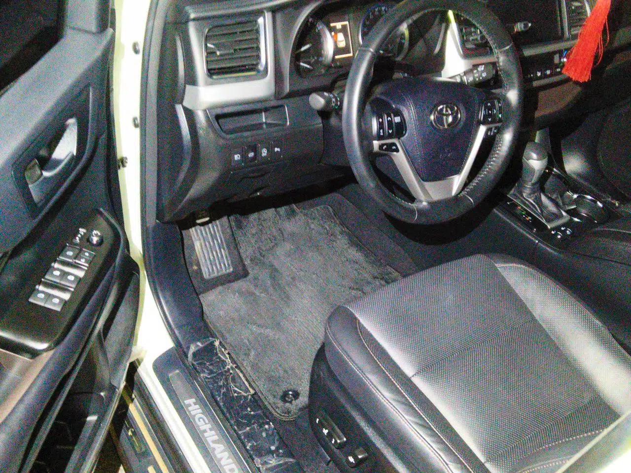 Toyota Highlander 2018 2.0T Four-Wheel Drive Prestige Version 7 Seats China V Emission Standard — миниатюра 16