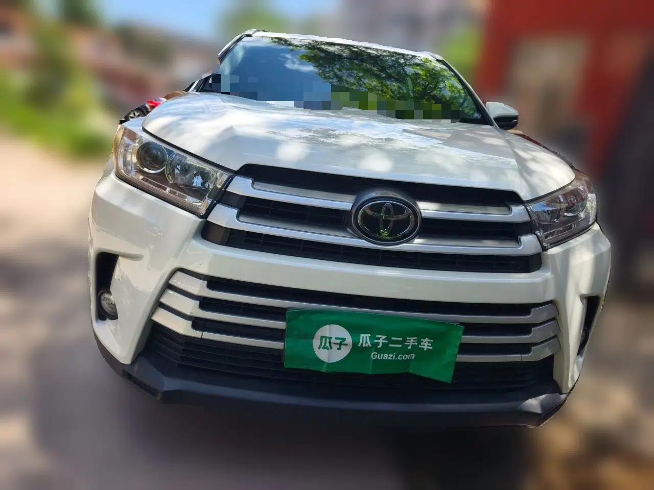 Toyota Highlander 2018 2.0T Four-Wheel Drive Luxury Edition 7 Seats China V Emission Standard — миниатюра 2