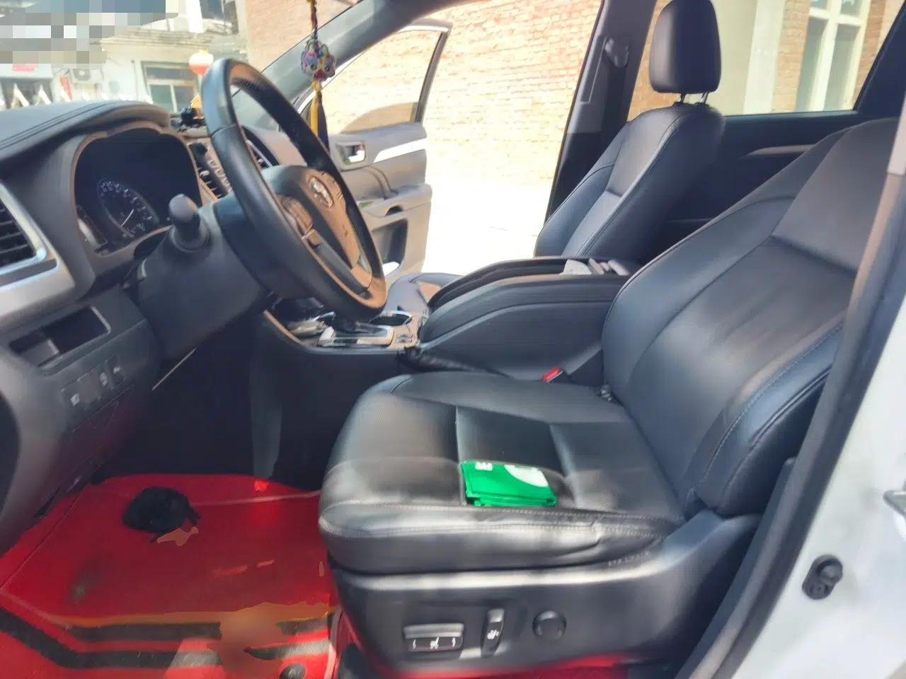 Toyota Highlander 2018 2.0T Four-Wheel Drive Luxury Edition 7 Seats China V Emission Standard — миниатюра 15