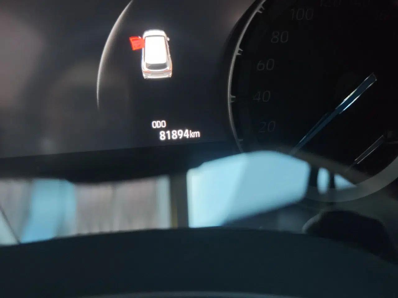 Toyota Highlander 2022 Dual-Engine 2.5L Two-Wheel Drive Elite Edition 5 Seats — миниатюра 12