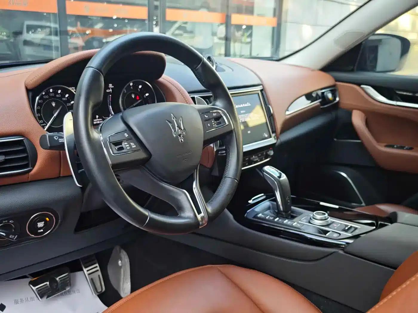 2021 Levante 3.0T Standard Edition — миниатюра 12