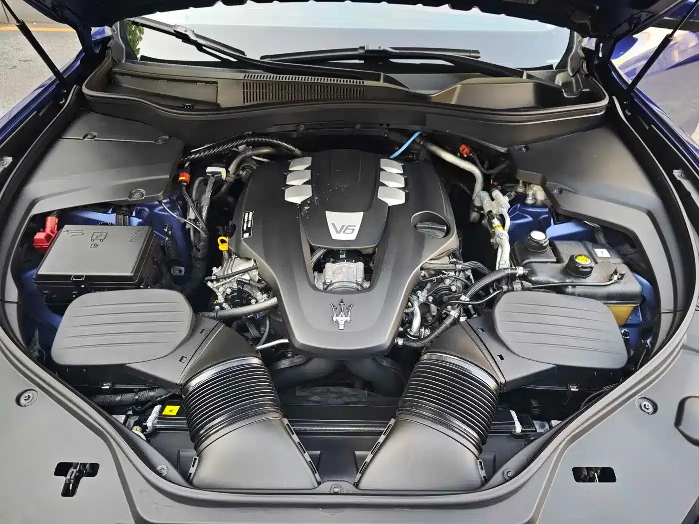 2021 Levante 3.0T Standard Edition — миниатюра 19