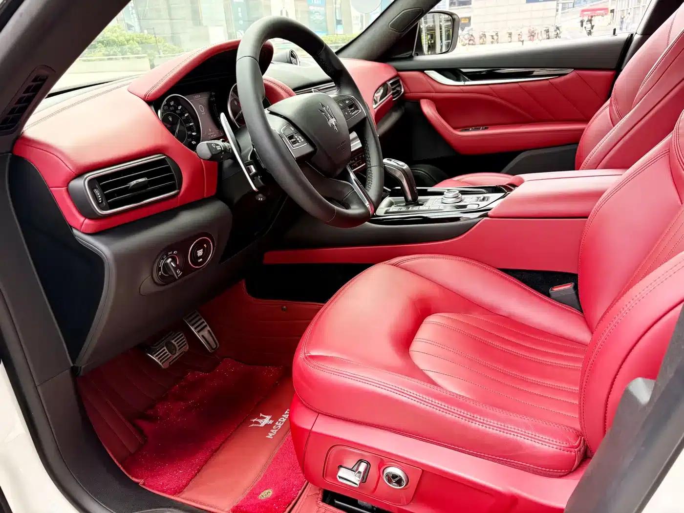 2021 Levante 3.0T Standard Edition — миниатюра 2
