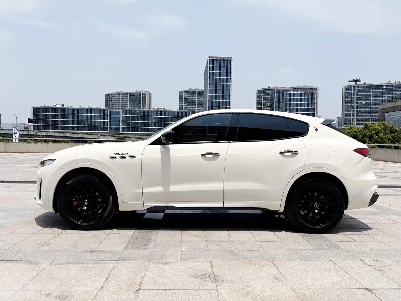 2021 Levante 3.0T Standard Edition — миниатюра 6