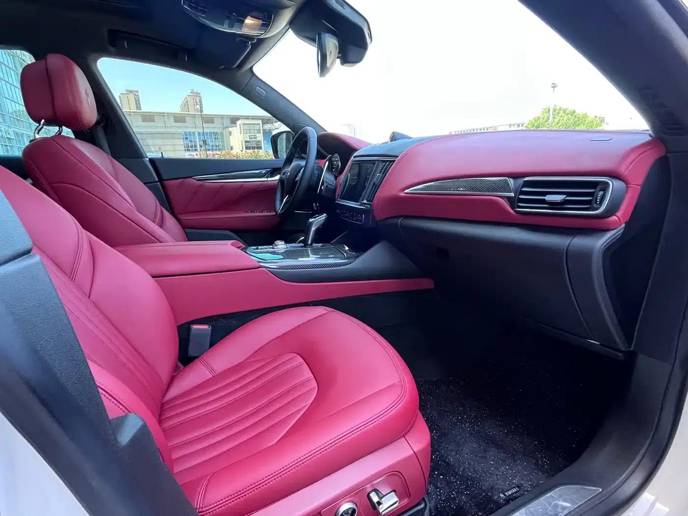 2021 Levante 3.0T Standard Edition — миниатюра 3