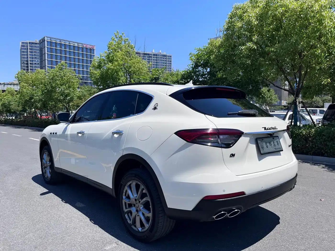 2021 Levante 3.0T Standard Edition — миниатюра 8