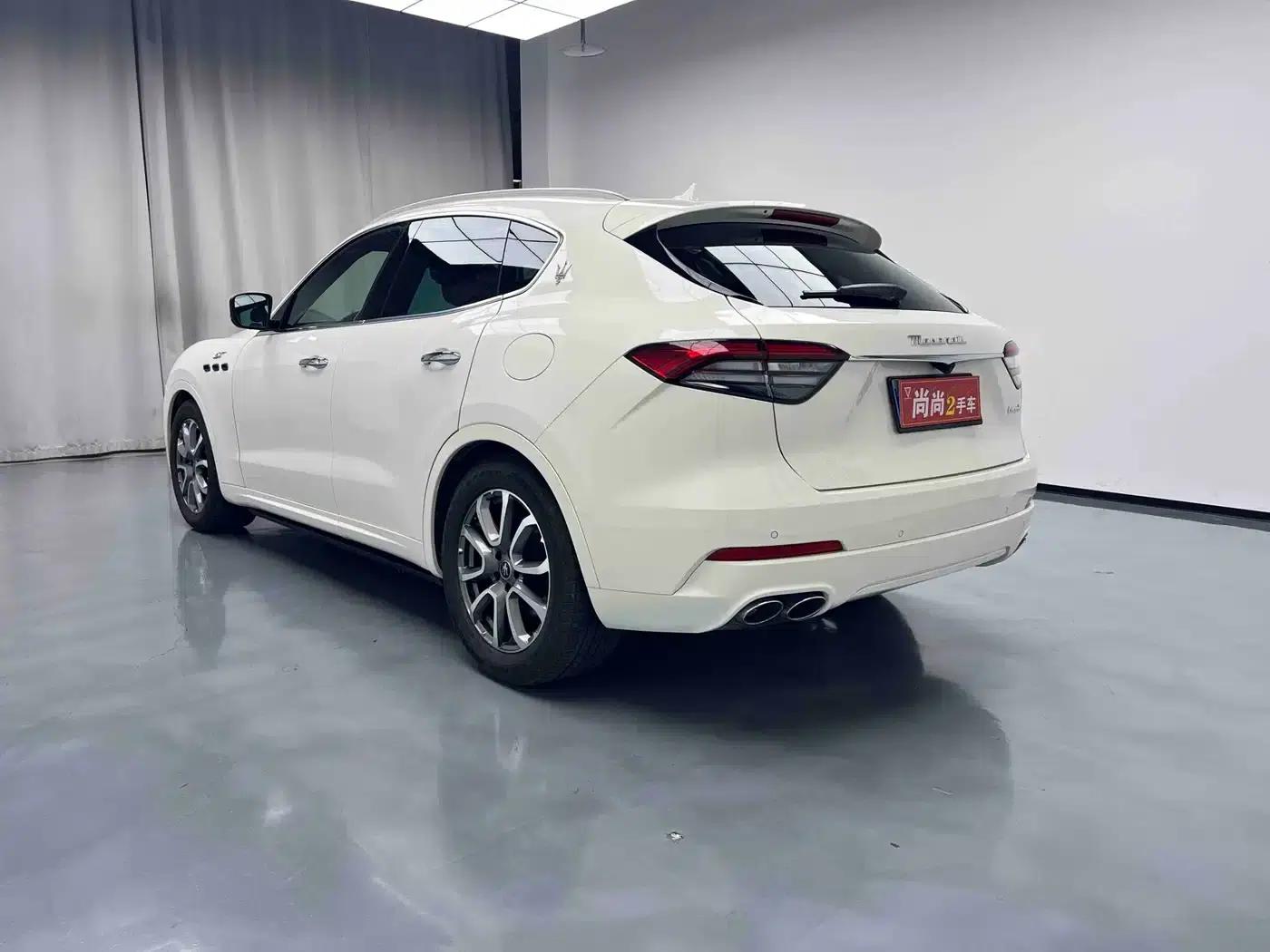 2022 Levante 2.0T GT Sport Edition — миниатюра 14