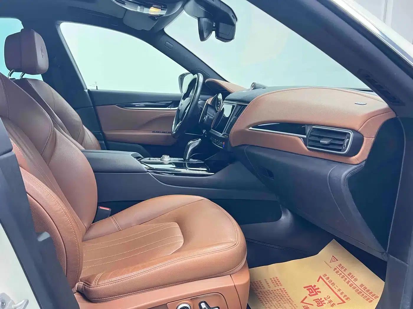 2022 Levante 2.0T GT Sport Edition — миниатюра 5