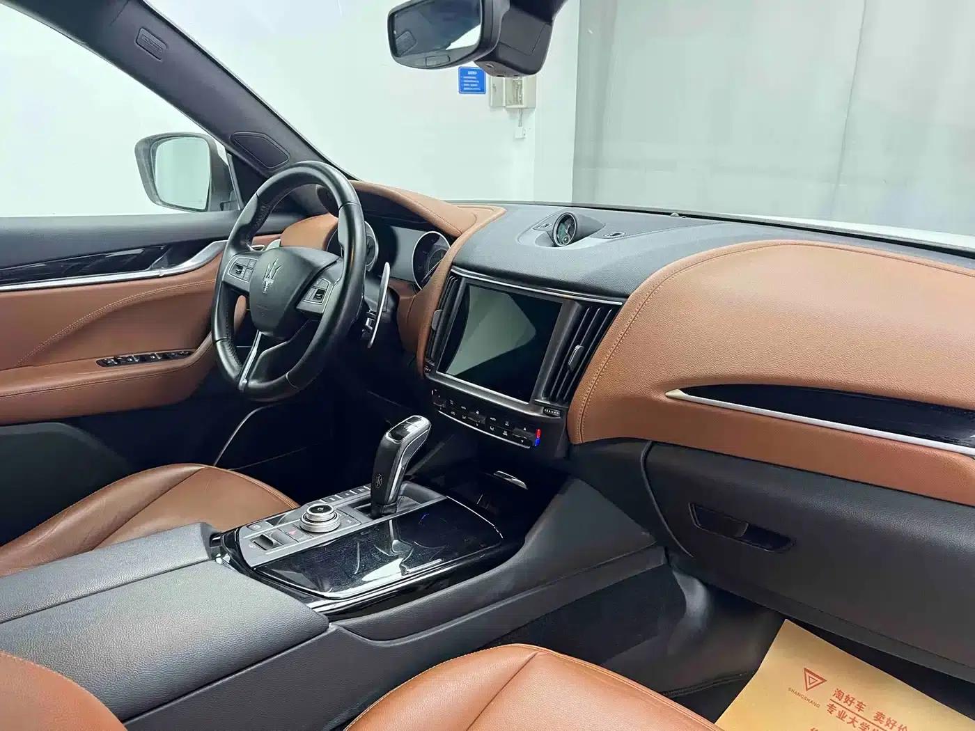 2022 Levante 2.0T GT Sport Edition — миниатюра 6