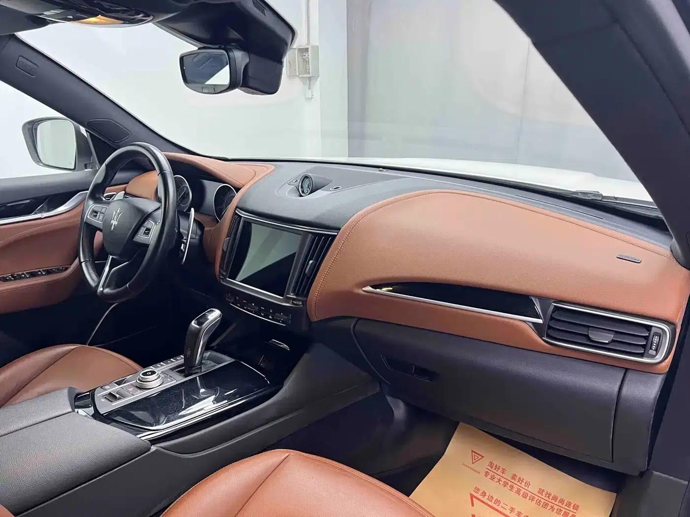 2022 Levante 2.0T GT Sport Edition — миниатюра 9
