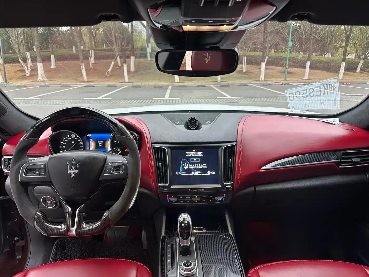 2016 Levante 3.0T Standard Edition — миниатюра 8