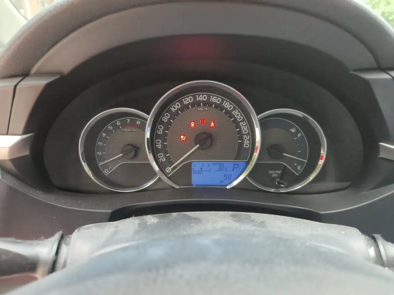 Toyota Levin 2014 1.6G CVT Elite Edition — миниатюра 11