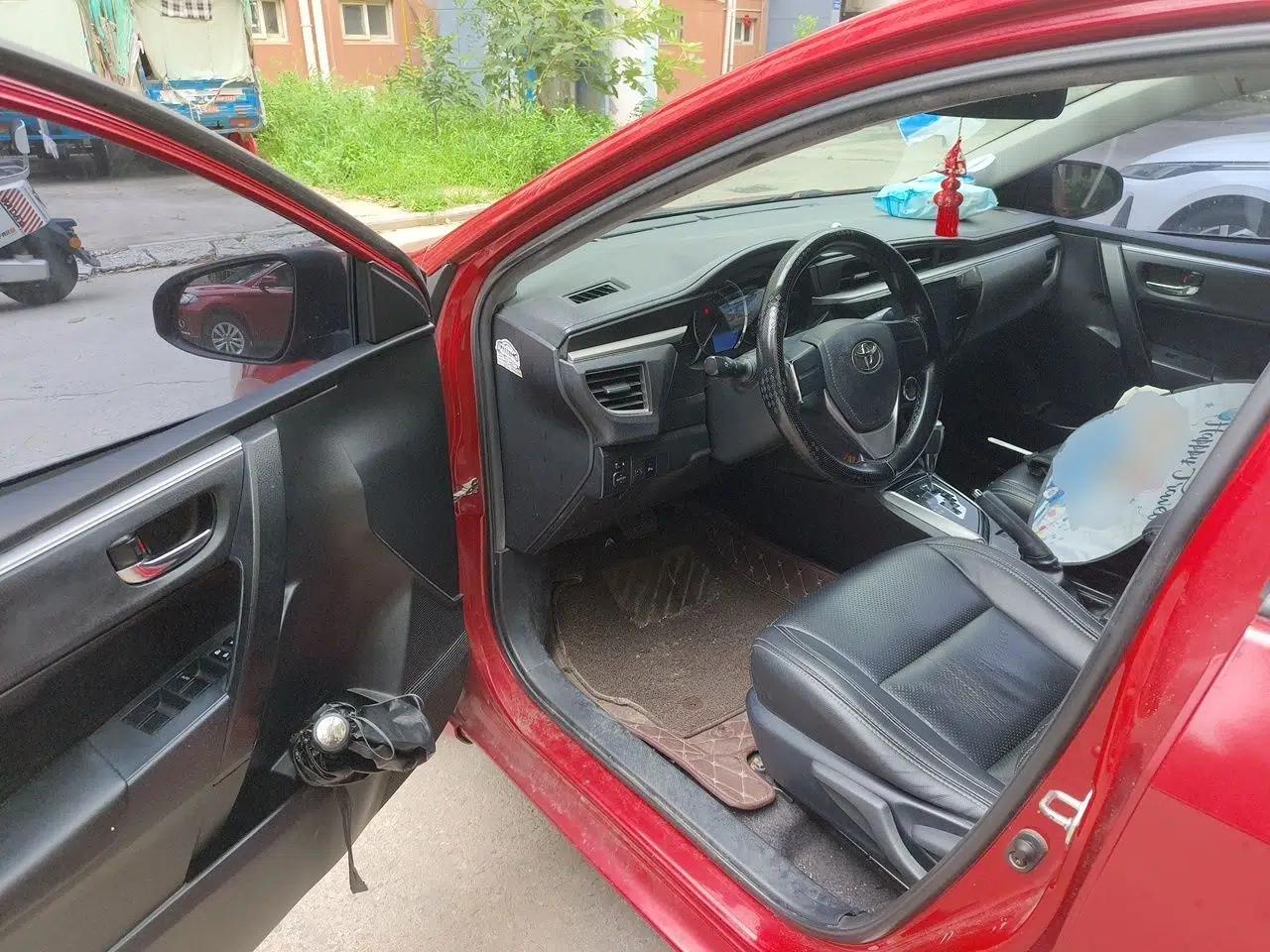 Toyota Levin 2014 1.6G CVT Elite Edition — миниатюра 16