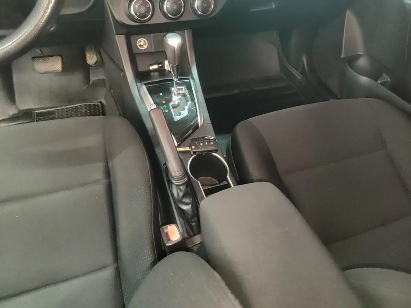 Toyota Levin 2016 1.6G CVT Elite Edition — миниатюра 16