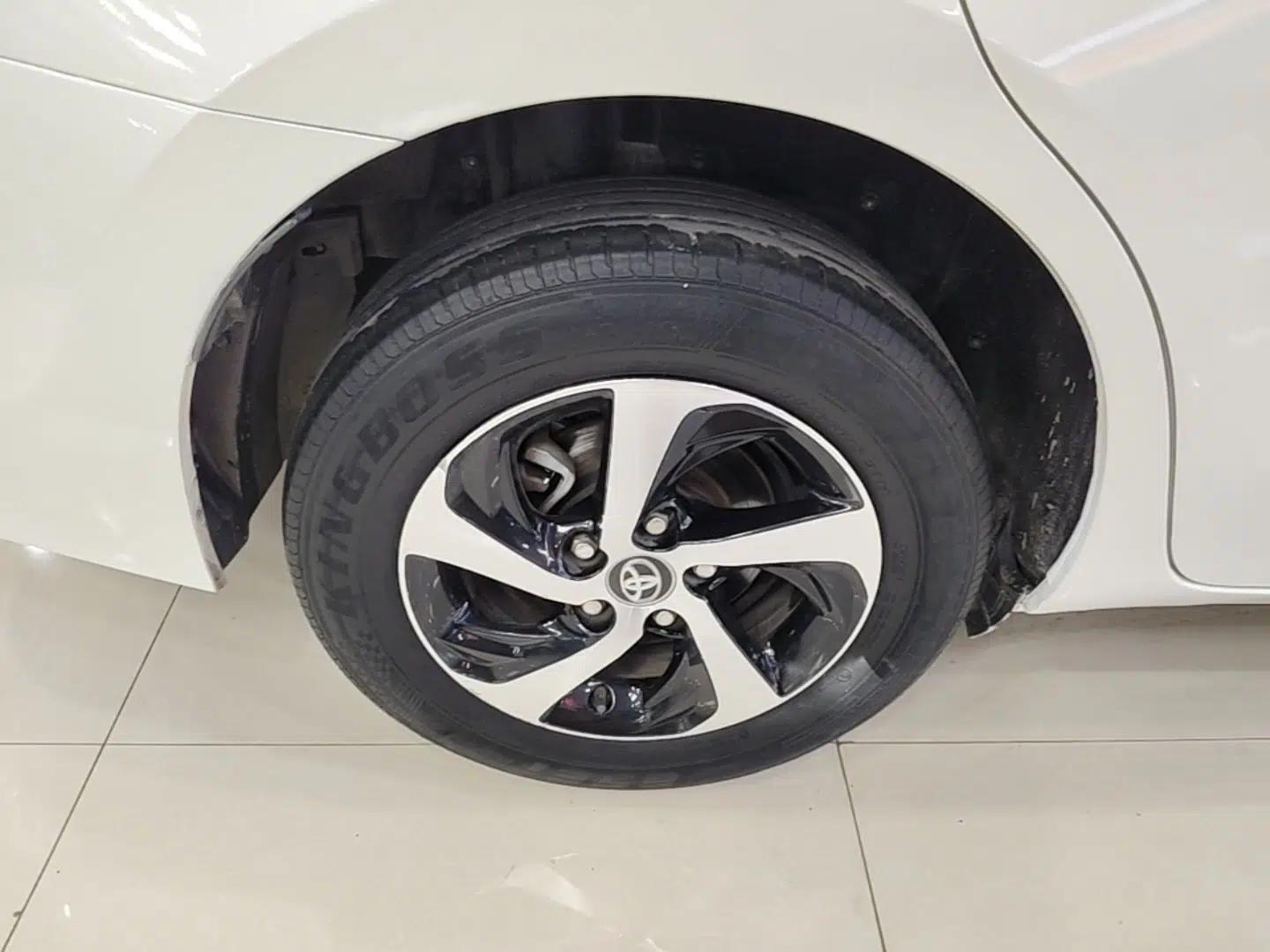 Toyota Levin 2017 Revised 1.8 GS CVT Elite Edition China V Standard — миниатюра 11