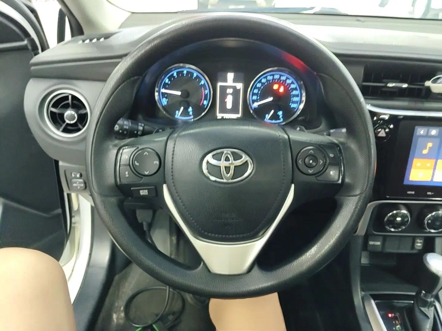 Toyota Levin 2017 Revised 1.8 GS CVT Elite Edition China V Standard — миниатюра 13
