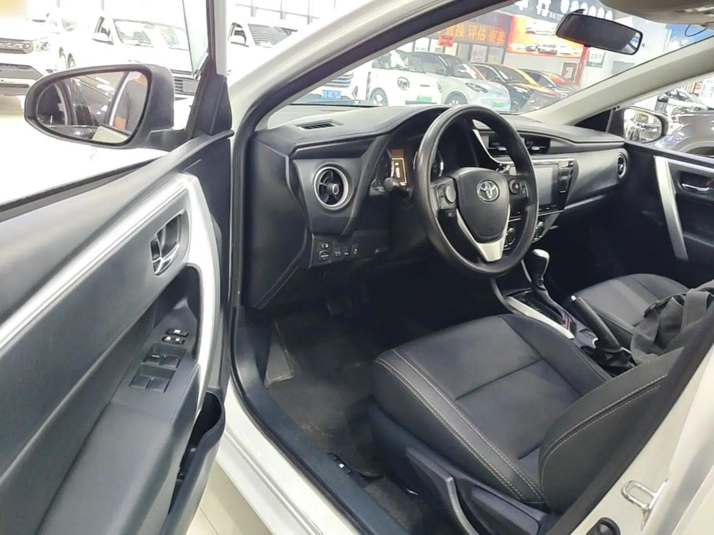 Toyota Levin 2017 Revised 1.8 GS CVT Elite Edition China V Standard — миниатюра 18