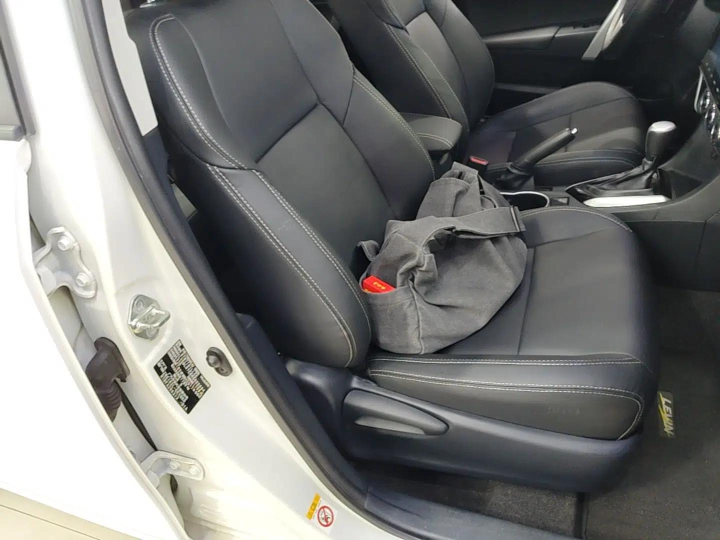 Toyota Levin 2017 Revised 1.8 GS CVT Elite Edition China V Standard — миниатюра 19